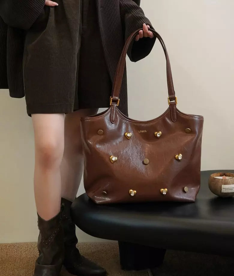 Cowhide tote bag shop